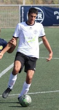 Essen: Der 17-Jährige Alharth beim Fußball. 