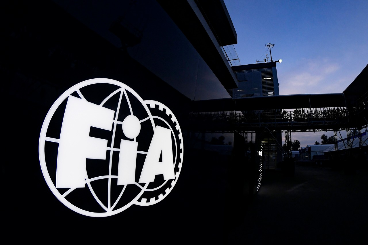 In der Formel 1 sorgt eine FIA-Maßnahme für Wirbel.