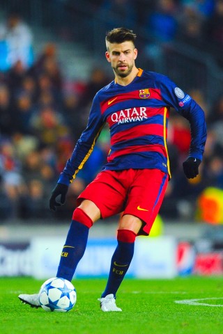 Gerard Piqué vom FC Barcelona gehört zu den bestbezahlten Profis in Spaniens Elite-Klasse. Seine bessere Hälfte spielt diesbezüglich aber in der gleichen Liga.