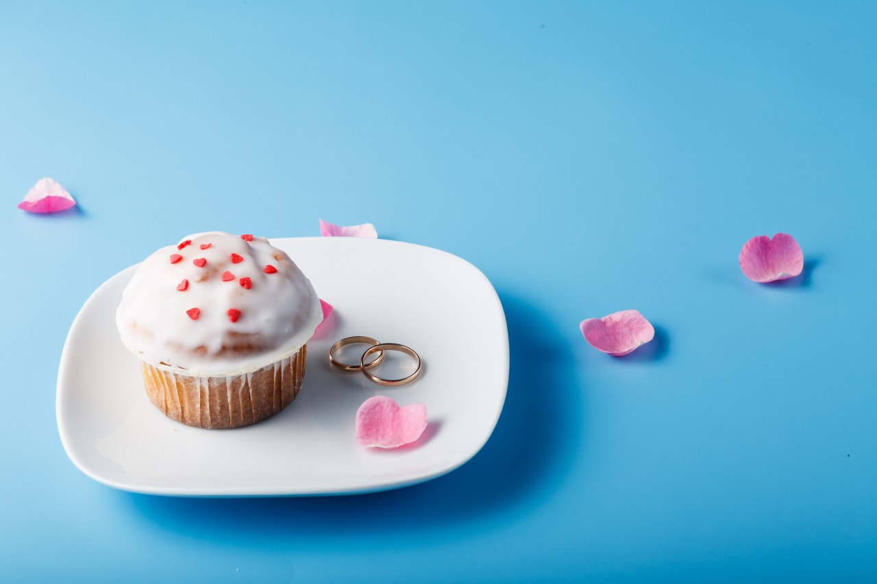 Ein Muffin auf der Hochzeit hätte für die Braut zu einem ernsthaften Problem werden können. 