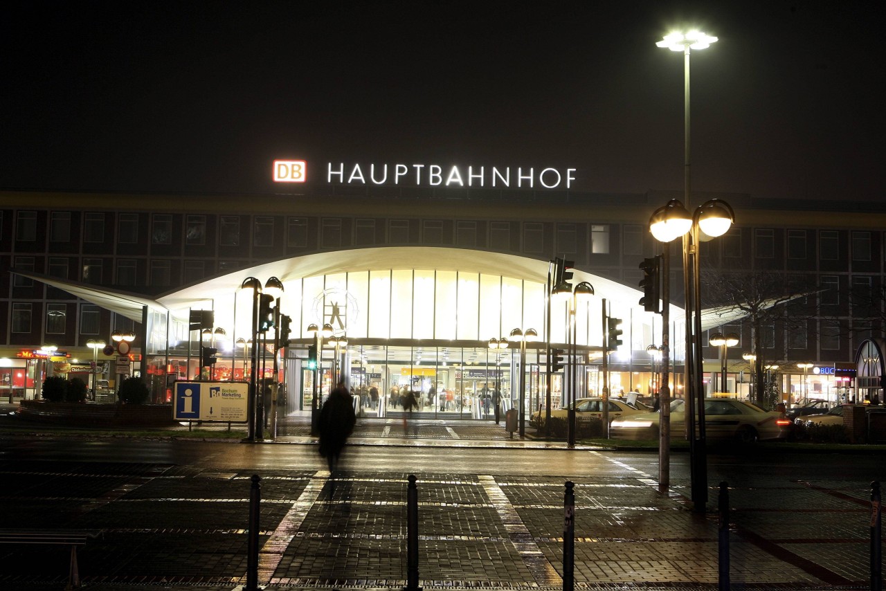 Am Hauptbahnhof Bochum wurde es plötzlich brenzlich für die Bundespolizei. (Symbolbild)