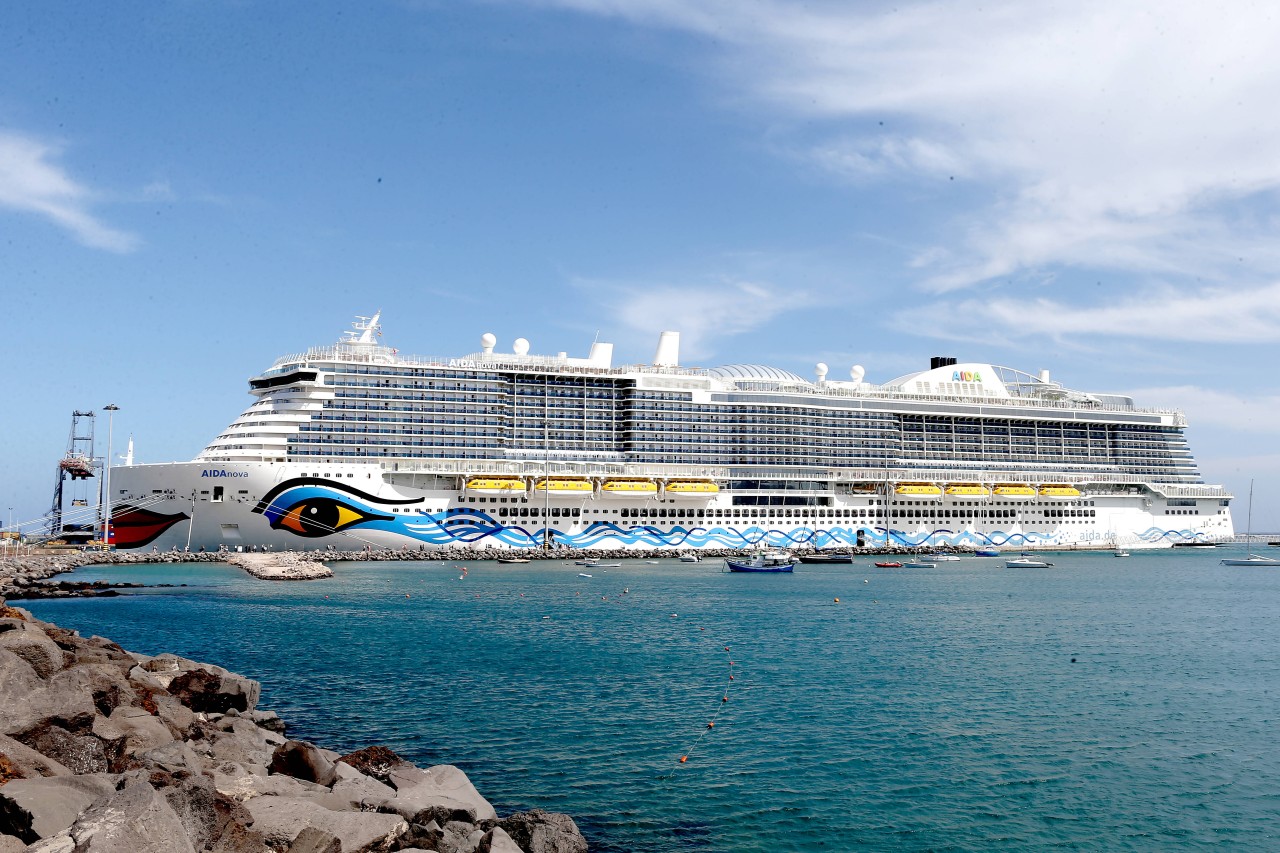 Corona-Alarm auf der „Aida Nova“! Doch nicht nur den Gästen an Bord sollte das einen Strich durch ihre Urlaubspläne machen. (Symbolbild)