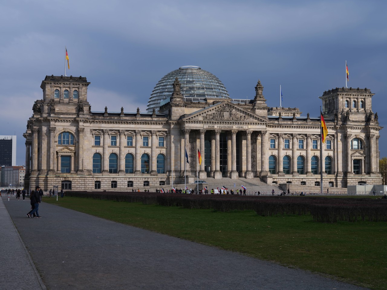 Der Bundestag debattiert über ein neues Infektionsschutzgesetz. 