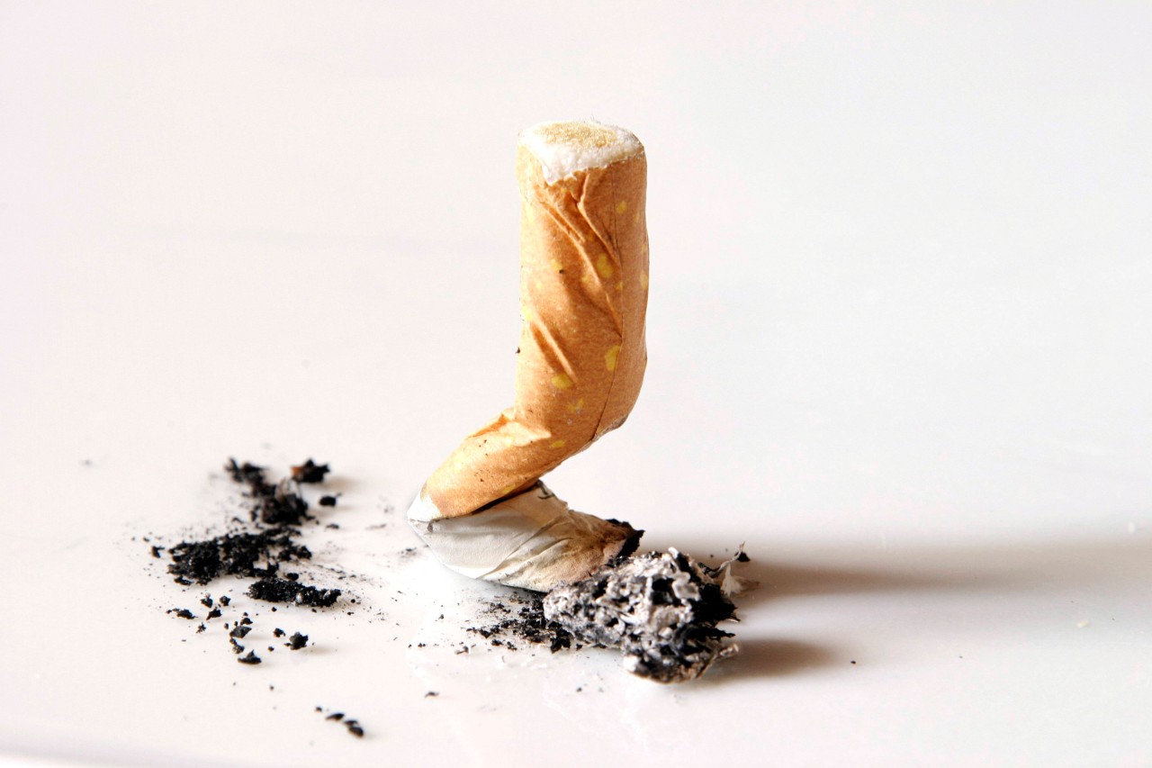 Auf Amrum sorgen weggeworfenen Zigaretten für Ekel. (Symbolbild)