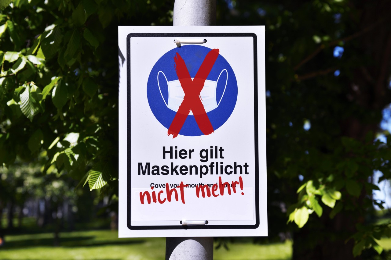 Wird die Maskenpflicht in NRW bald aufgehoben? 