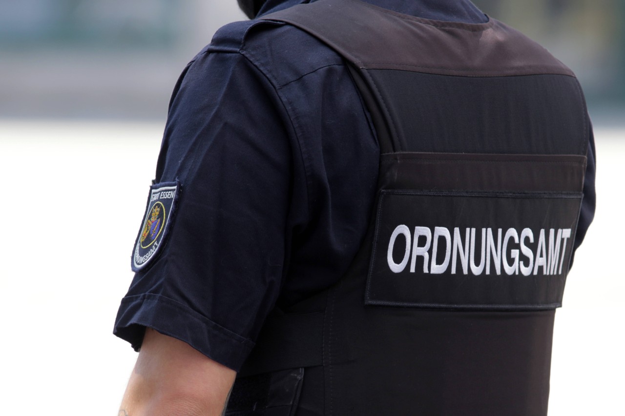 Ein Gelsenkirchener wehrt sich gegen eine Ungerechtigkeit in seinem Stadtteil Schalke. Vom Ordnungsamt und der Polizei fühlt er sich nicht ausreichend unterstützt. (Symbolbild)