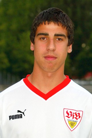 Kaum zu glauben, aber wahr: Sami als siebzehnjähriger VfB-Stuttgart-Spieler im Juli 2004. 