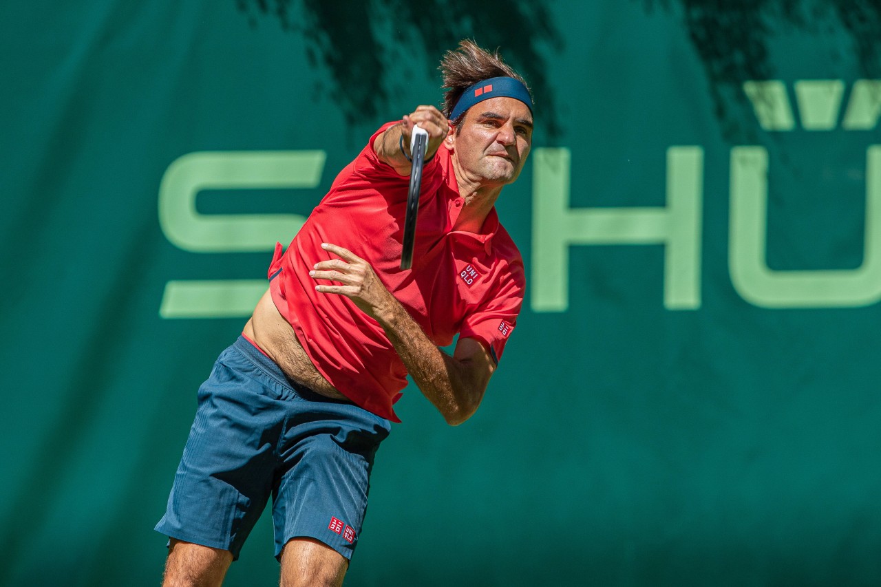 ZDF-Moderatorin Kathrin Müller-Hohenstein möchte gerne mal Tennisstar Roger Federer interviewen.