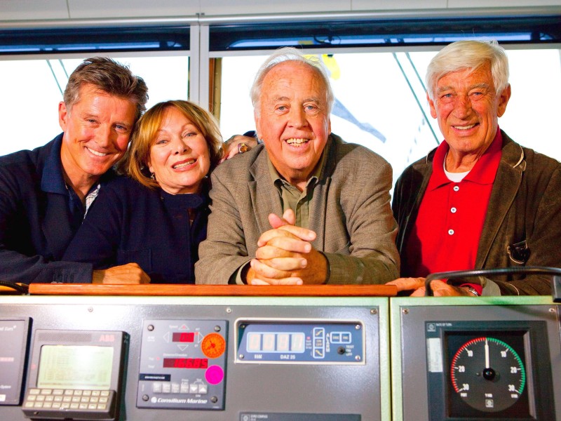 An Bord der MS Deutschland: Nick Wilder, Heide Keller, Produzent Wolfgang Rademann ( Produzent ) und Siegfried Rauch (von links).