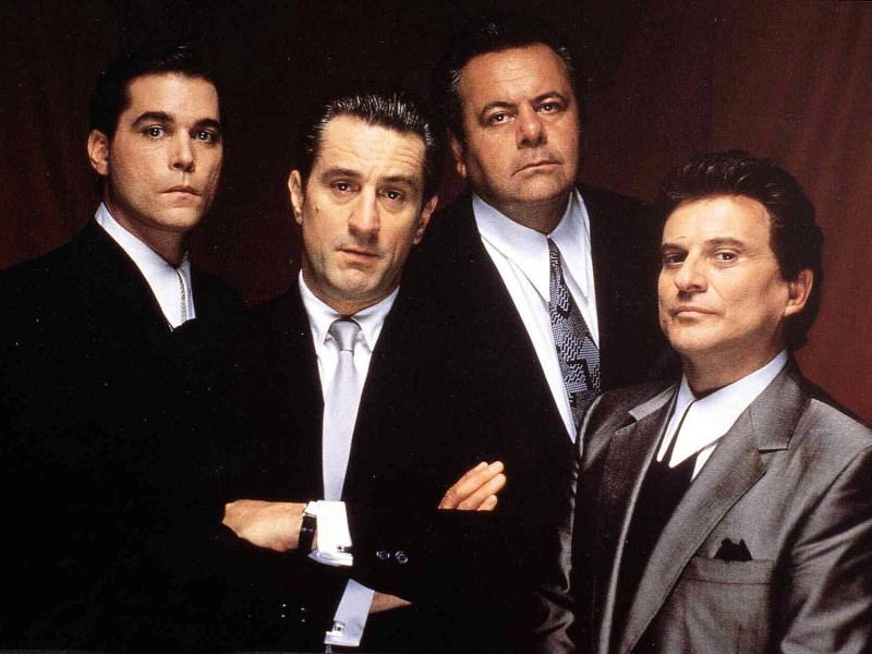 Viel Aufsehen erregte Scorseses Mafia-Geschichte „Good Fellas – Drei Jahrzehnte der Mafia“ mit Ray Liotta, Robert De Niro, Paul Sorvino und Joe Pesci (v.l.) – nicht zuletzt wegen der aufregenden Bilder. 
