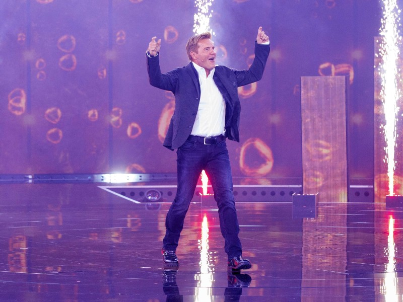 Dieter Bohlen ist einer der erfolgreichsten Musikproduzenten Deutschlands. Die wichtigsten Stationen seines Lebens in Bildern erzählt.