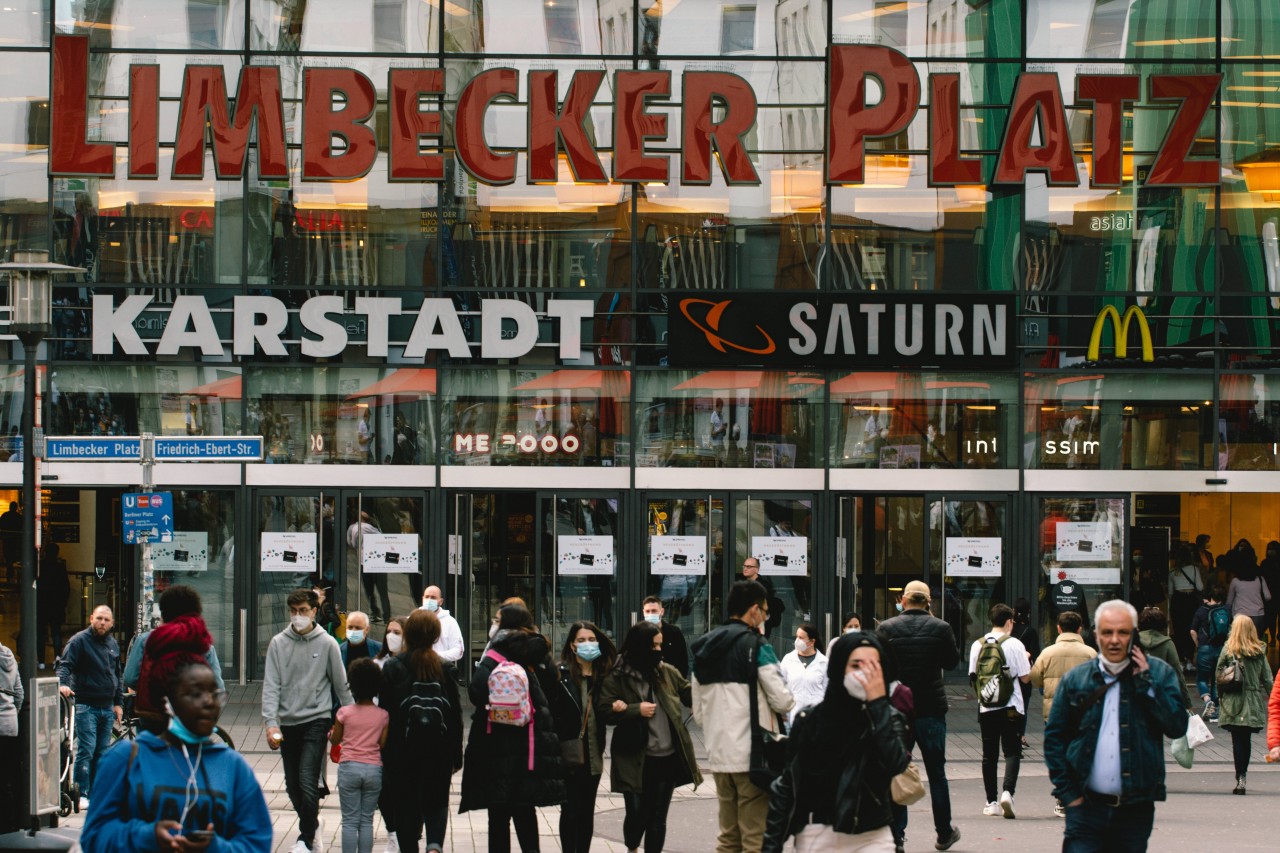 Limbecker Platz in Essen: Am Freitag könnte dich DAS beim Einkaufen behindern.