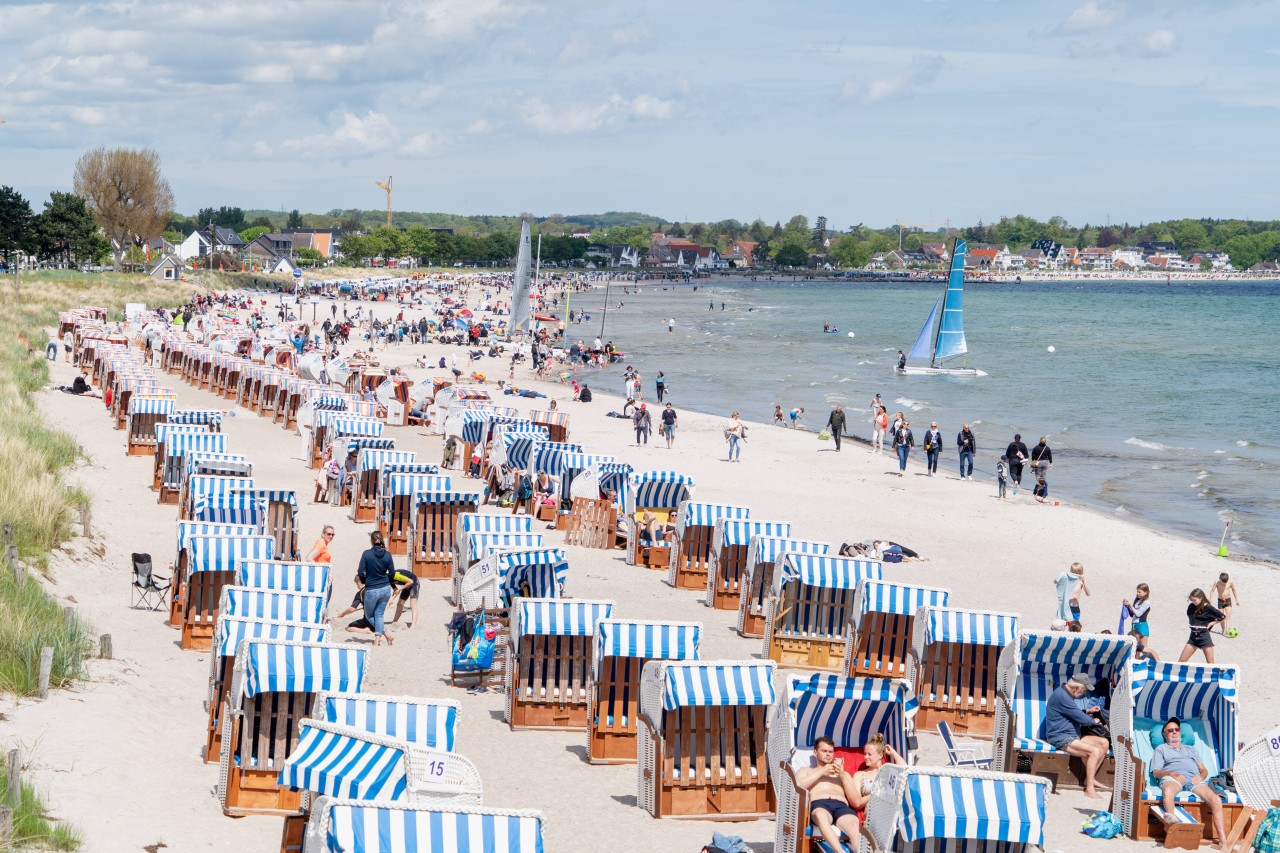 Urlaub an der Ostsee: Rügen-Fans graut es schon jetzt vor dem Urlaubsandrang im Sommer. (Symbolbild) 