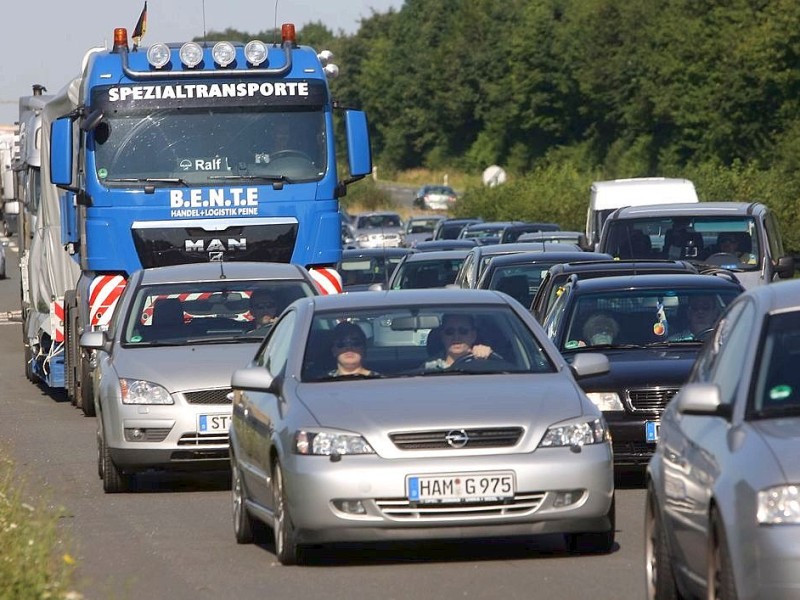 Bergkamen, Unfall A2 Auffahrt Kamen, Bergkamen, Lünener-Straße