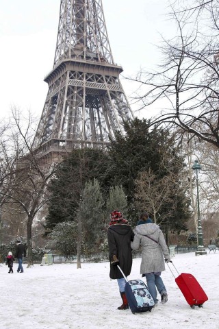 ...noch romantischer - wie hier den Eiffelturm in Paris. Wer sein Kind liebt,...