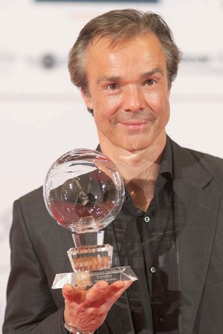 Schauspieler Hannes Jaenicke wurde in der Kategorie Umwelt geehrt. Foto: Bernd Lauter / WAZ FotoPool