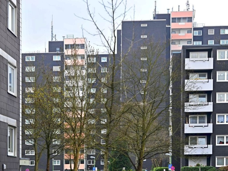 Eng zusammen und jeder für sich:  Impression von einem Wohnblock auf dem Hörsterfeld. Foto: Ulrich von Born