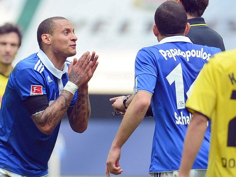 Borussia Dortmund hat in einer hart umkämpften Partie den FC Schalke 04 mit 2:1 besiegt. Sebastian Kehl erzielte den entscheidenden Treffer.