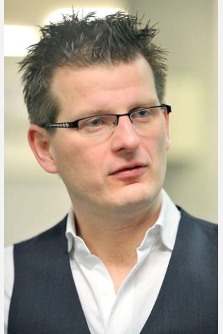 Auf Listenplatz Nummer 7: Nico Kern, 39 Jahre alt, Jurist aus Viersen. Parteimitglied seit 2009.