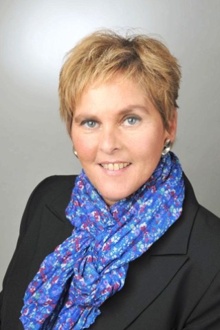 Auf Listenplatz Nummer 8: Monika Pieper, 48 Jahre alt, Lehrerin für Sonderpädagogik aus Bochum. Parteimitglied seit 2010.