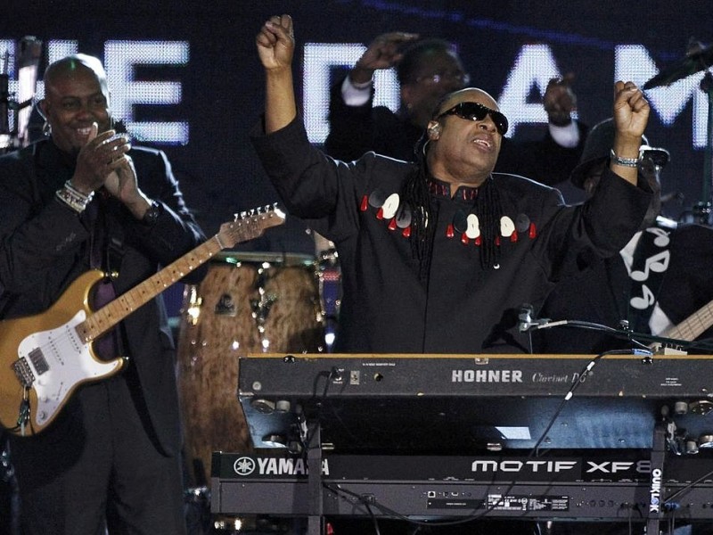Stevie Wonder performte bei der Jubiläumsshow seinen Welthit Isn't She Lovely.