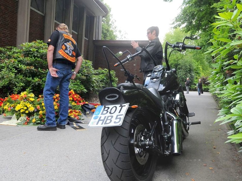 Das Motorrad, neben dem Bandido Hannes erschossen aufgefunden wurde. Foto: Birgit Schweizer und Franz Naskrent