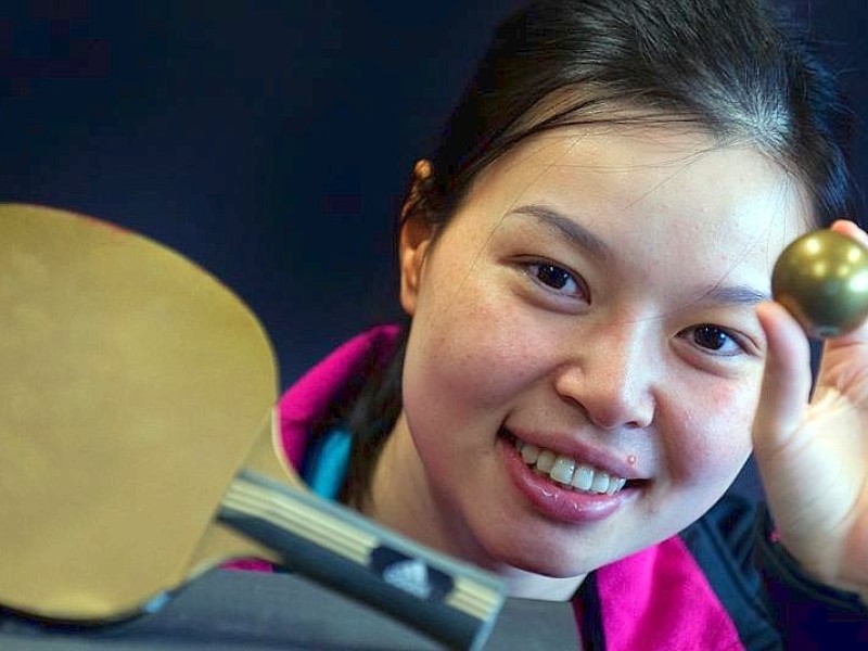 Wu Jiaduo tritt im Tischtennis-Turnier im Einzel und der Mannschaft an.