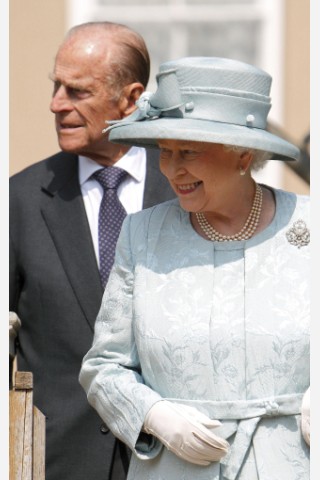 ... hatte Queen Elisabeth Prinz Philip Mountbatten geheiratet.