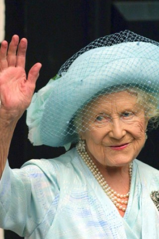 Queen Mum lernte Kate Middleton nicht mehr persönlich kennen. Sie starb 2002 im Alter von 101 Jahren.