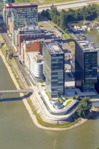 Zwillingstürme an der Spitze des Medienhafens: das Design-Hotel Hyatt Regency Düsseldorf