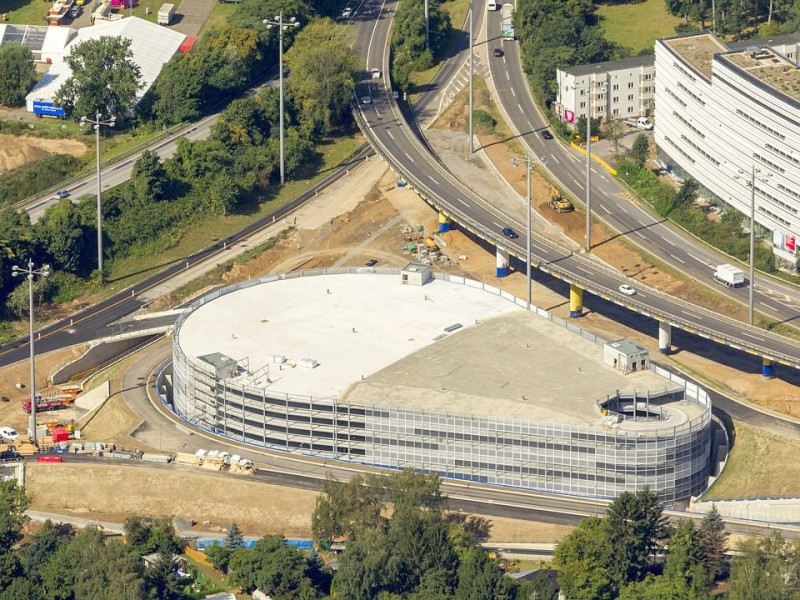 Auf dem Vodafone-Campus in Düsseldorf-Heerdt sollen bis Ende 2012 etwa 5000 Büroarbeitsplätze entstehen.