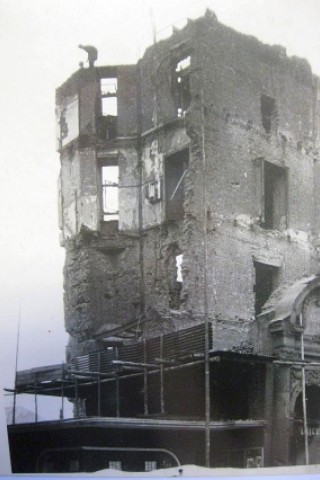 Nordsternhaus am Alten Markt — direkt gegenüber stand das alte Rathaus. Heute steht dort das Gebäude des Westfälischen Industrieklubs, der auch früher schon im Nordsternhaus beheimatet war.