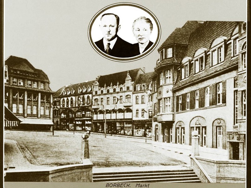 Hinten ist das Deichmann-Geschäft am Borbecker Markt zu erkennen. Eine Aufnahme aus den späten 30er oder Anfang der 40er Jahre. Foto: Deichmann