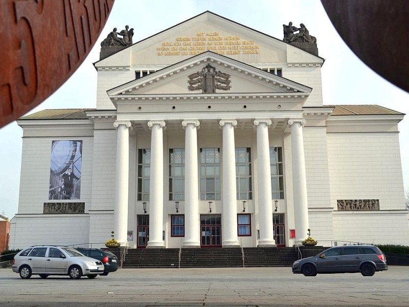 ... und das Theater Duisburg mit seinen 1.117 Plätzen.