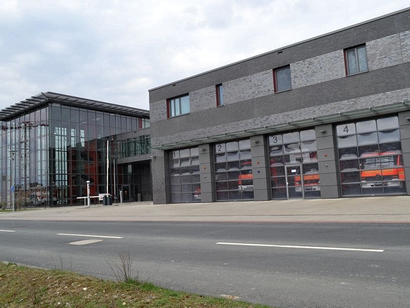 Die neue Hauptfeuerwehr - und Rettungswache wurde erst im Herbst 2010 eröffnet.