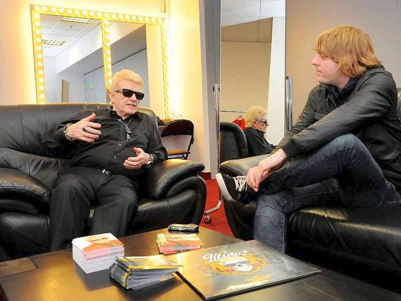 Schlagerstar Heino spricht im Interview mit WAZ-Mitarbeiter Dirk Hein über seine geplanten Projekte, Weingummi und Mick Jagger.