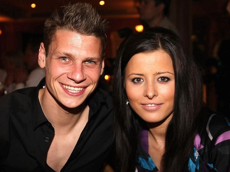 Rechtsverteidiger bei Borussia, Lukasz Piszczek, mit seiner Frau Ewa.