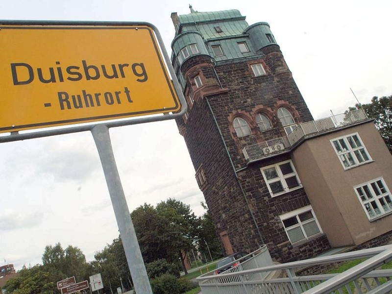 Im Stadtteil Ruhrort begann die Hafenentwicklung. Im Grunde war der Stadtteil viele Jahrzehnte bekannter als Duisburg.Foto Friedhelm Geinowski