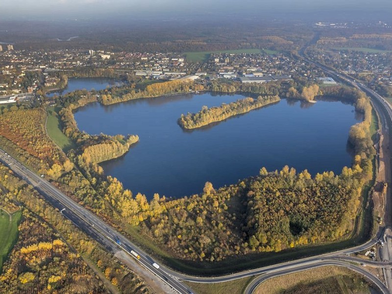Der Rahmer und der Großenbaumer See in Duisburg.