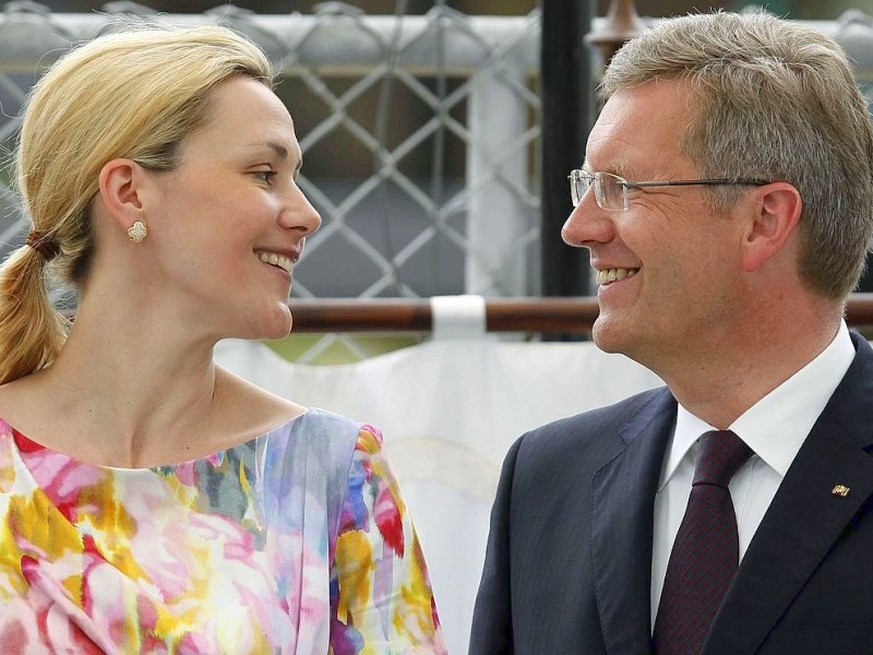 Auch ihre Beziehung ging 2013 in die Brüche: Anfang Januar gaben Ex- Bundespräsident Christian Wulff und seine Frau Bettina bekannt, dass sie sich trennen. Die beiden...