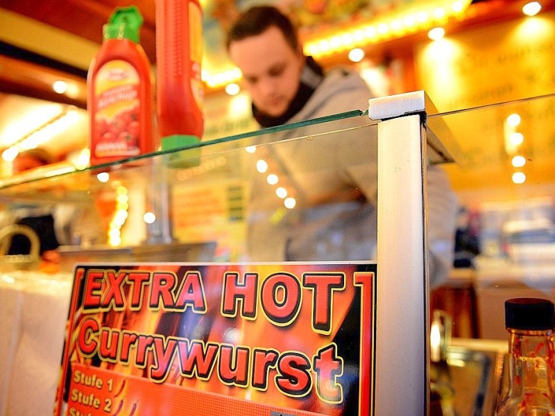 Currywurst-Test auf dem Hagener Weihnachtsmarkt.