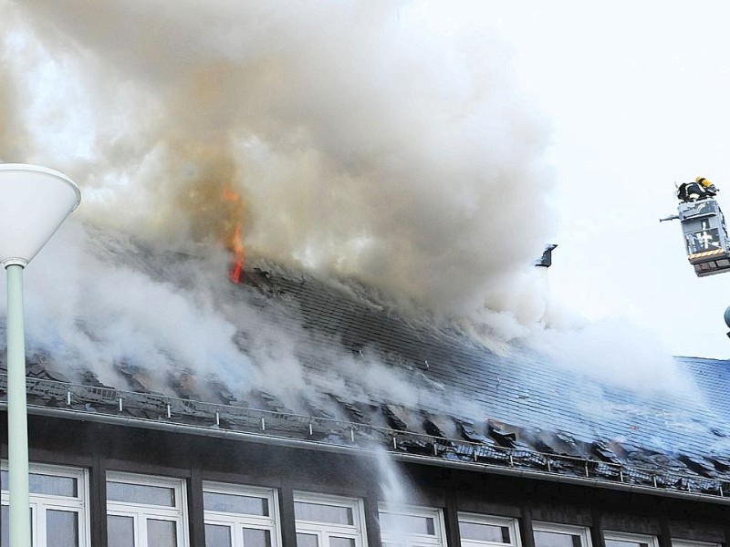Brand bei Feuerwehr in Schmallenberg.
