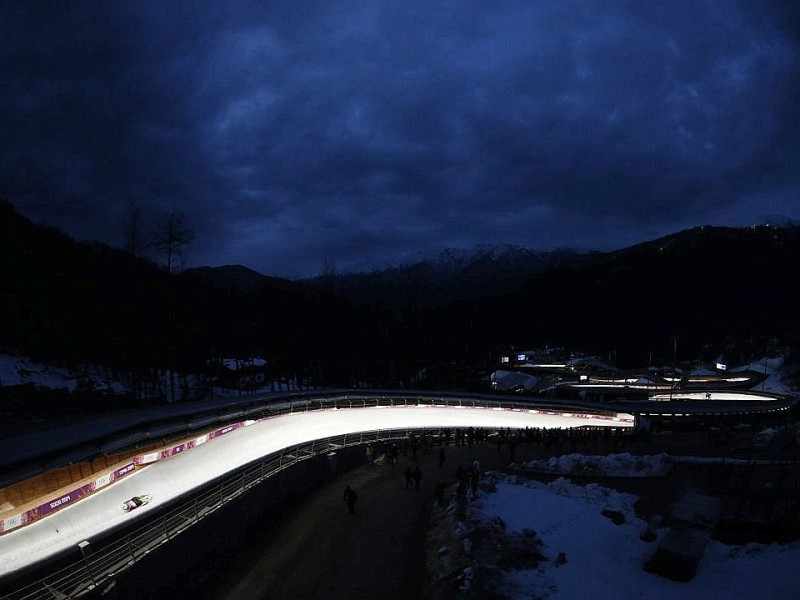 Am dritten Wettkampftag der Olympischen Winterspiele 2014 führt Kanada den Medaillenspiegel an. Auf den Rängen zwei und drei folgen die Niederlande und Norwegen. Deutschland ist auf Rang 5.