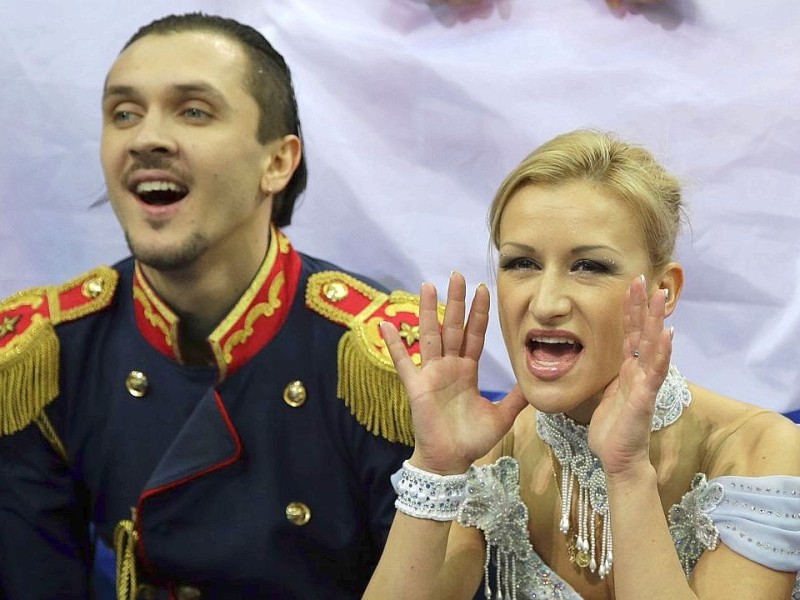 ... den Paarlauf-Olympiasiegern Maxim Trankov und Tatjana Wolossoschar...
