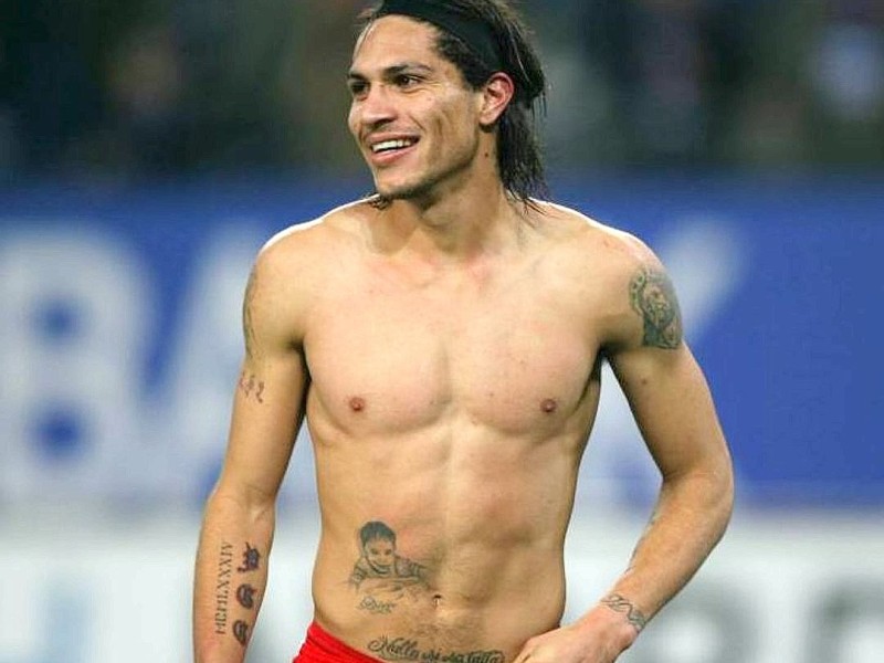 Bei den Muskeln hätten wohl viele gut lachen: Jose Paolo Guerrero (HSV) während der Saison 2007/2008.