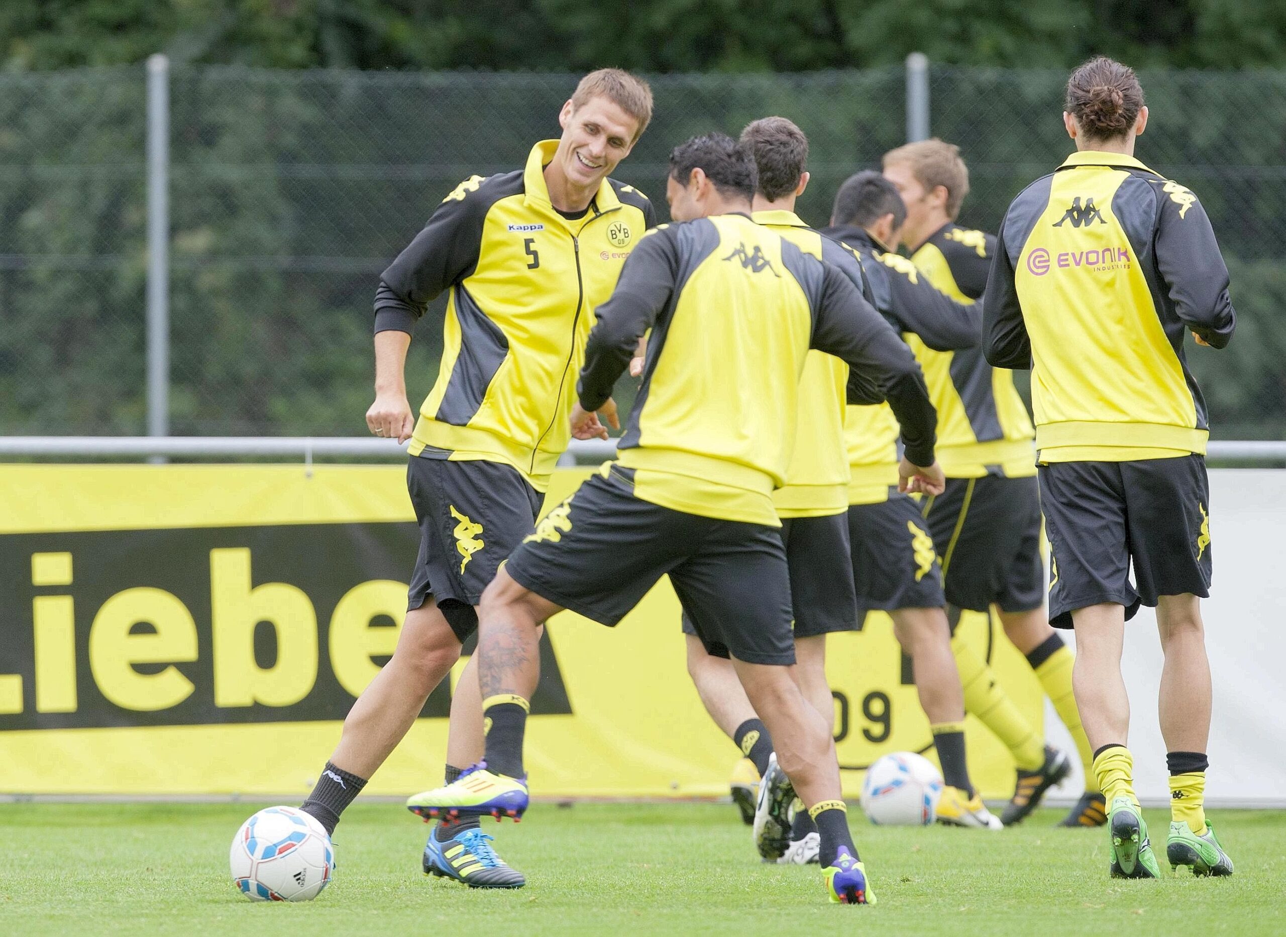 ... Deutscher Meister wird nur der BVB!