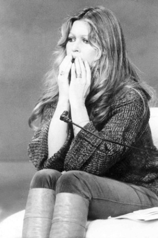 Brigitte Bardot setzte sich schon immer für Tiere ein. In einer französischen TV-Show, in der über das Wohl von Tieren diskutiert wurde, brach sie in Tränen aus (1980).