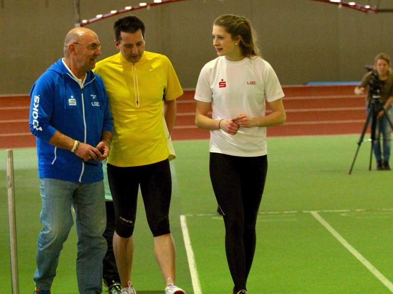 Trost vom Trainer und von der Gegnerin.
