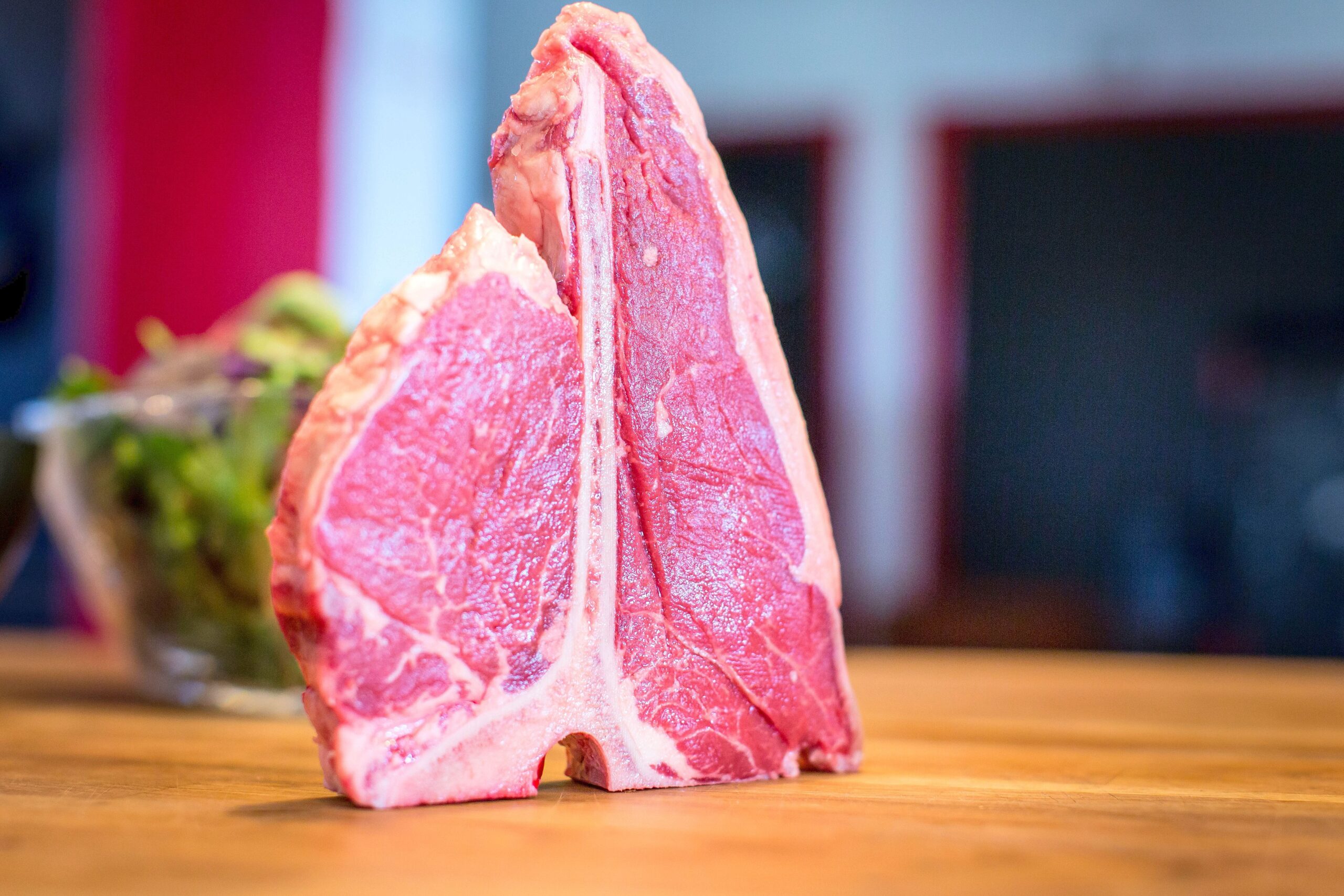 So sieht ein Porterhouse Steak aus.