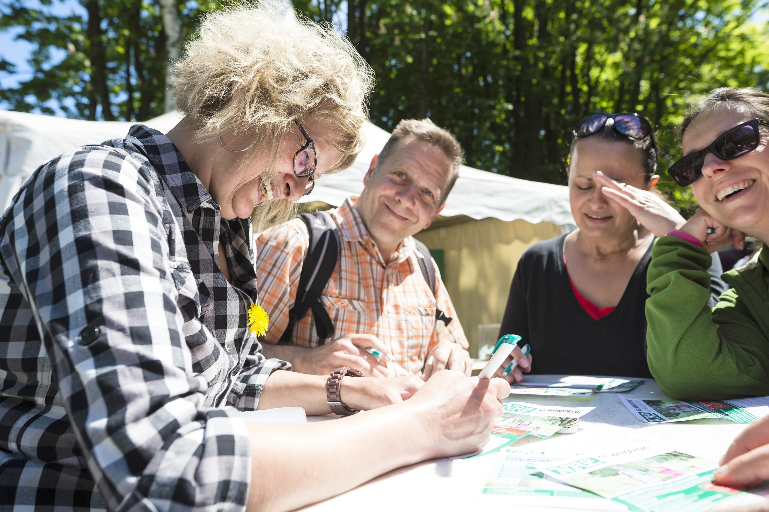 Strahlender Sonnenschein beim NRZ Wandertag 2015 am Baldeneysee.